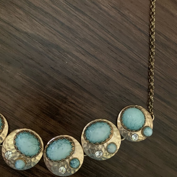 Anthropologie Beautiful necklace - Picture 4 of 7